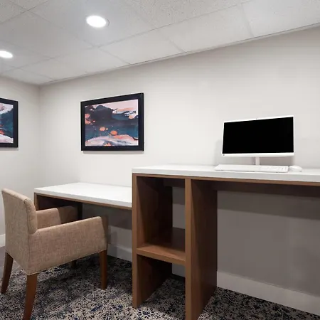 La Quinta Inn & Suites By Wyndham Myrtle Beach-3