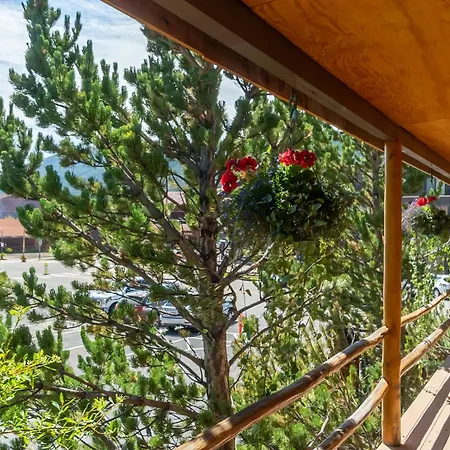 Spirit Lake Lodge-2