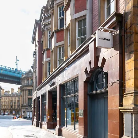 Easyhotel Newcastle-2