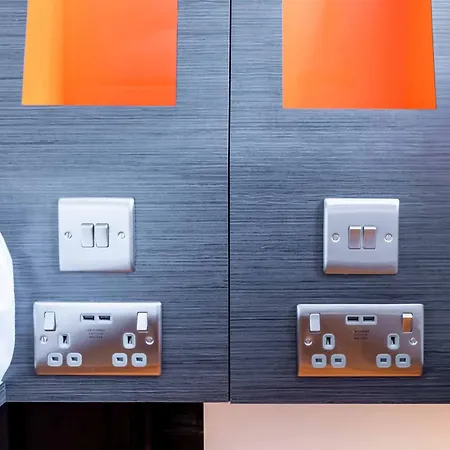 Easyhotel Newcastle-3
