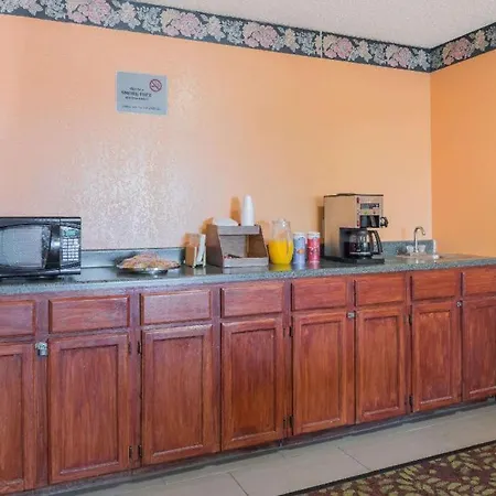Knights Inn Ferguson Mo-2