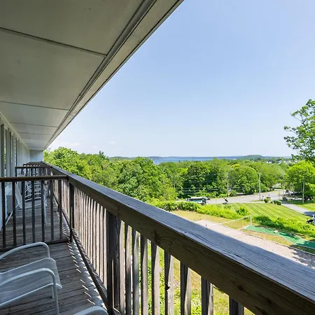 Wonder View Inn - Bar Harbor Collection-3
