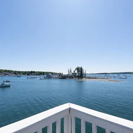 Tugboat Inn-3