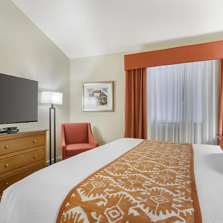 Best Western Plus Arroyo Roble Hotel & Creekside Villas-3