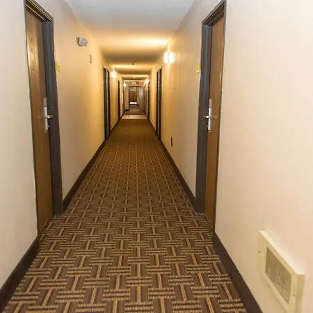 Super 8 By Wyndham Concordia-3