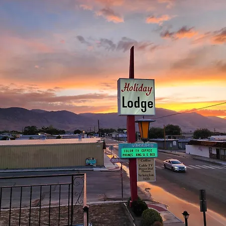 Holiday Lodge-2