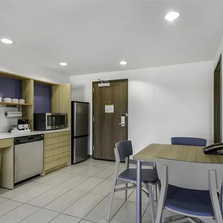 Home2 Suites By Hilton St. Simons Island-3