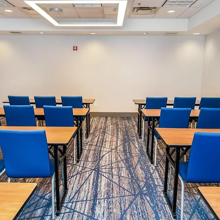 Holiday Inn Express Hotel & Suites Pittsburgh-South Side By Ihg-3