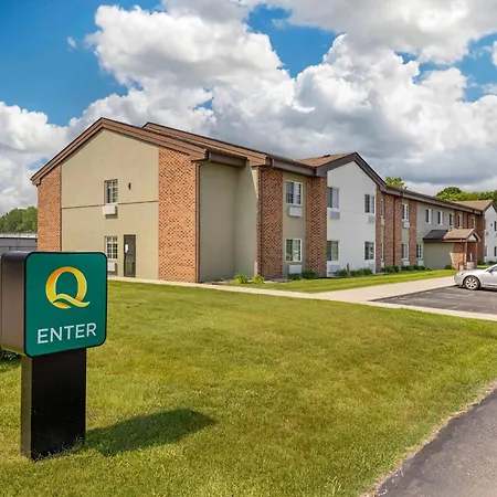 Quality Inn Chesterton Near Indiana Dunes National Park I-94-3