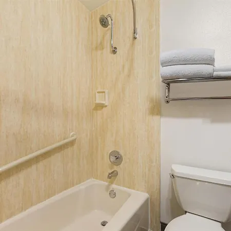 Best Western Hi-Desert Inn-3