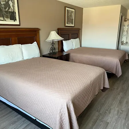 Island Inn-2
