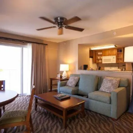 Club Wyndham At Waikiki Beach Walk-3