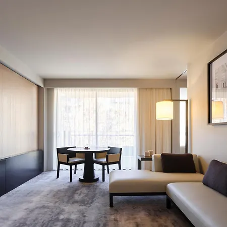 Hotel Realm-3