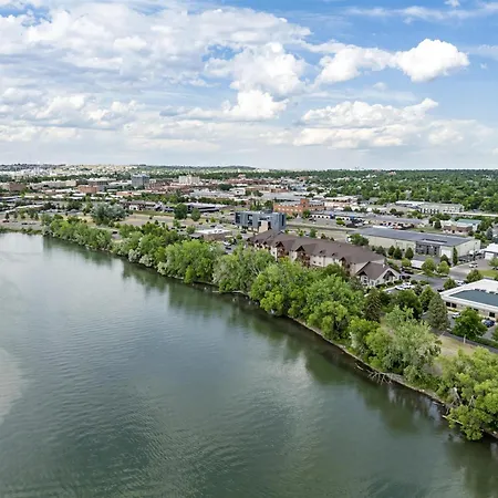 Best Western Plus Riverfront Hotel And Suites-2