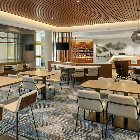 Springhill Suites By Marriott Kalispell-3