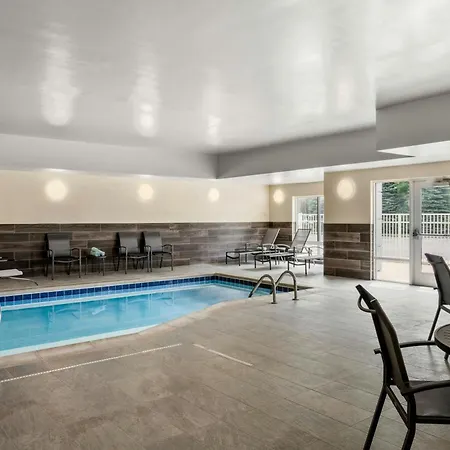 Fairfield Inn And Suites New Buffalo-3