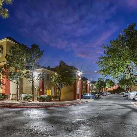 Suburban Studios Albuquerque Uptown-3