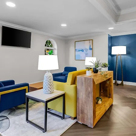 Mainstay Suites Roanoke Airport-2