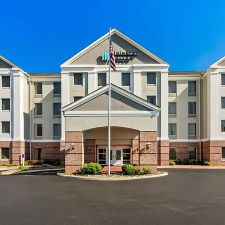 Mainstay Suites Roanoke Airport-3