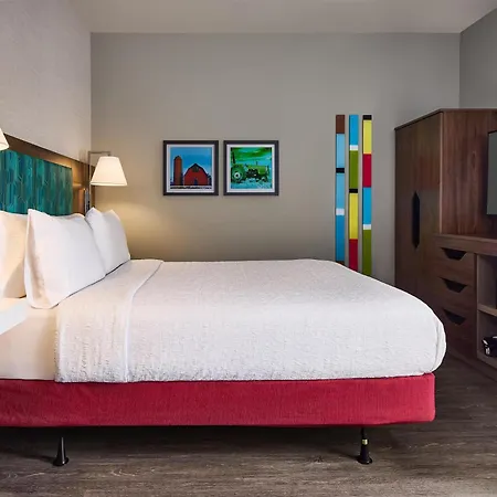 Hampton Inn Colby-2