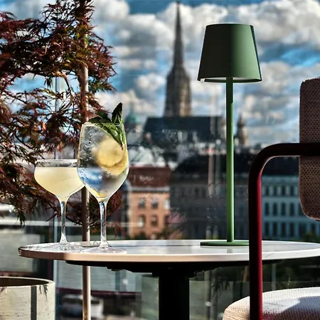 Radisson Red Hotel, Vienna-3