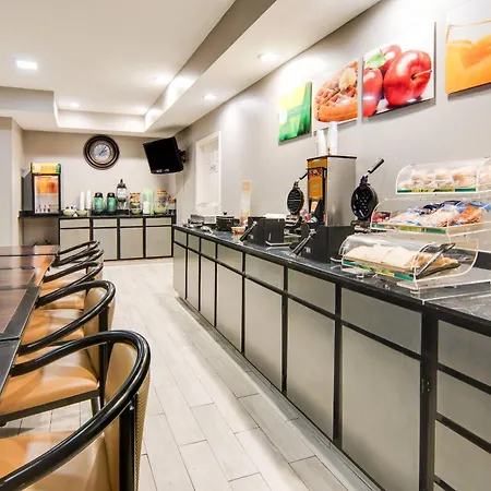 Quality Inn & Suites - Granbury-3