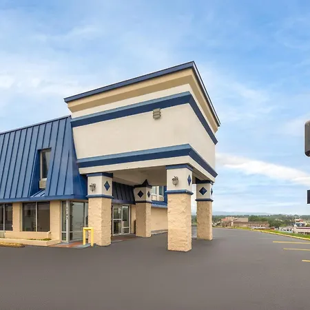 Days Inn By Wyndham Harrisonburg-3
