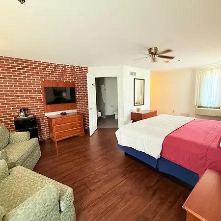 Inn At Cemetery Hill-2