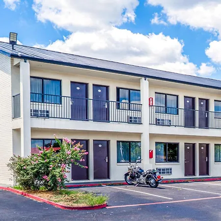 Oyo Hotel Houston N Fm-1960 Champions Tx-3