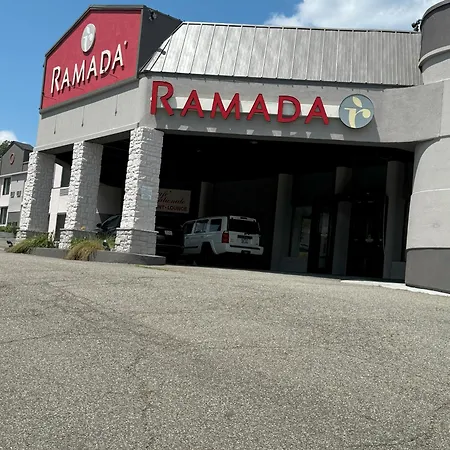Ramada By Wyndham Newburgh/West Point-3