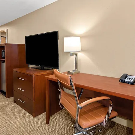 Comfort Inn & Suites Beaverton - Portland West-3