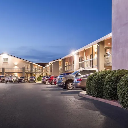 La Quinta Inn By Wyndham Huntsville Research Park-2