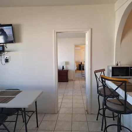 #55 Suite Bungalow Seaside Hotel & Victors Rv Park-3