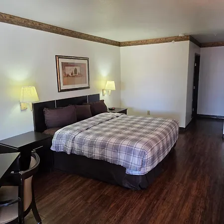 American Inn & Suites-3