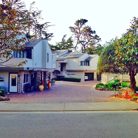 Best Western The Inn & Suites Pacific Grove-2