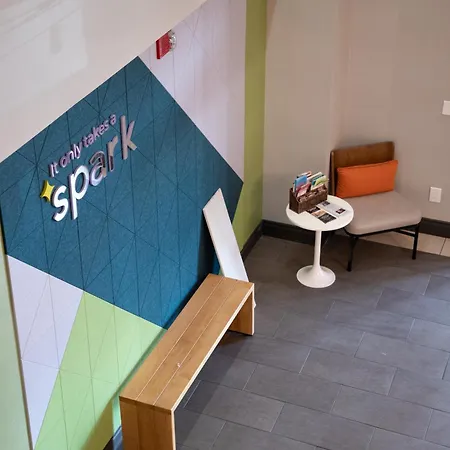 Spark By Hilton Mechanicsburg-2