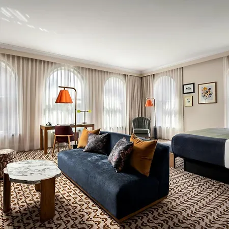 The Louie, A Davenport Hotel, Autograph Collection-3