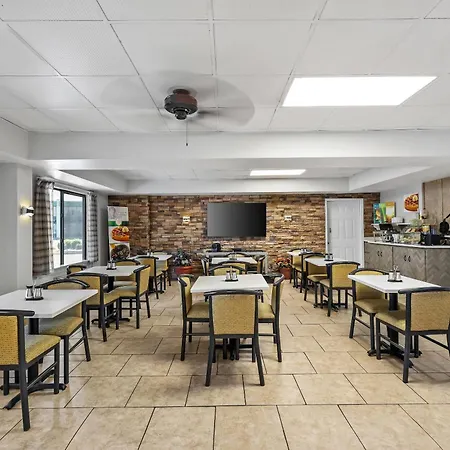 Quality Inn Bowling Green South-2