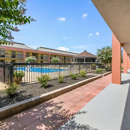 Quality Inn Fredericksburg-Central Park Area-3