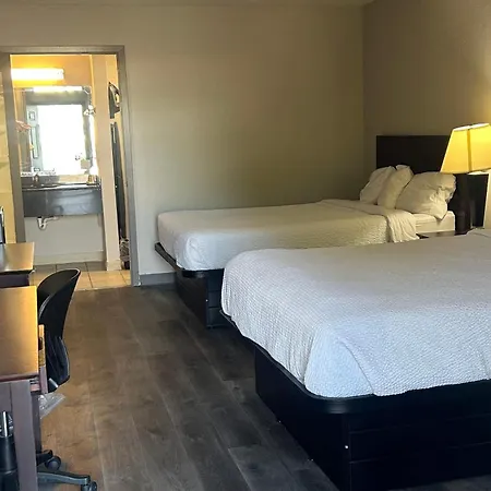 Days Inn By Wyndham Natchitoches-3
