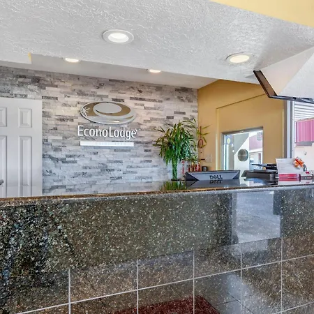Econo Lodge Clovis-3