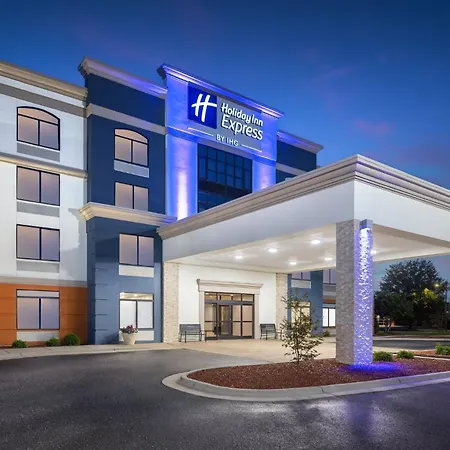 Holiday Inn Express Fayetteville Fort Bragg By Ihg-2