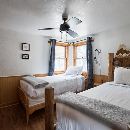 Misty Mountain Lodge-3