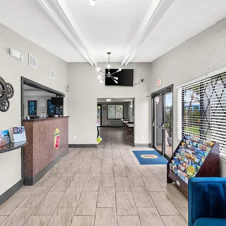 Super 8 By Wyndham Lantana West Palm Beach-3