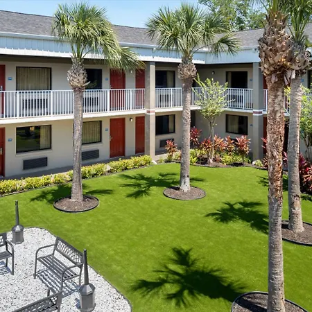 Hotel South Tampa & Suites-3