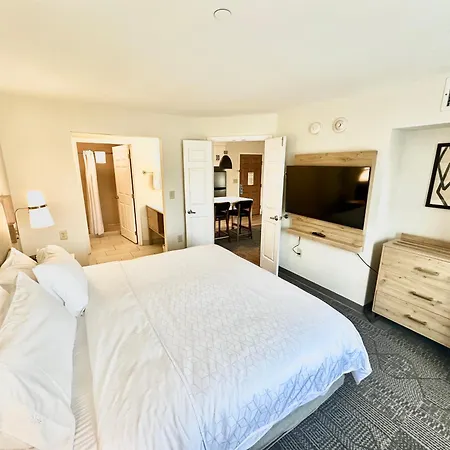 Staybridge Suites East Stroudsburg - Poconos By Ihg-3