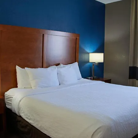 Comfort Inn & Suites Coralville - Iowa City Near Iowa River Landing-2