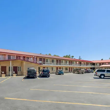 Days Inn By Wyndham Elko-3