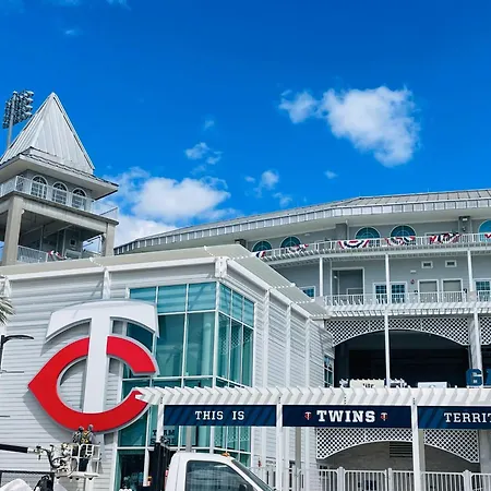Holiday Inn Express & Suites - Fort Myers Airport By Ihg-3