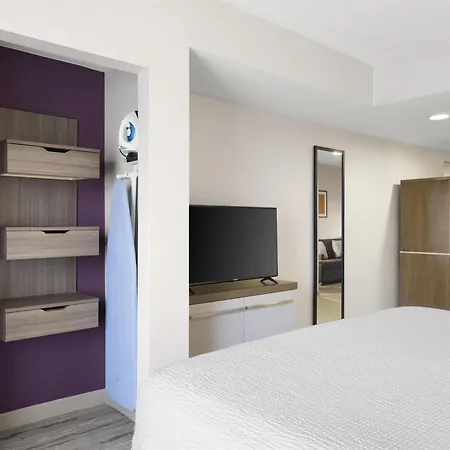 Hilton Garden Inn Albuquerque Airport-2